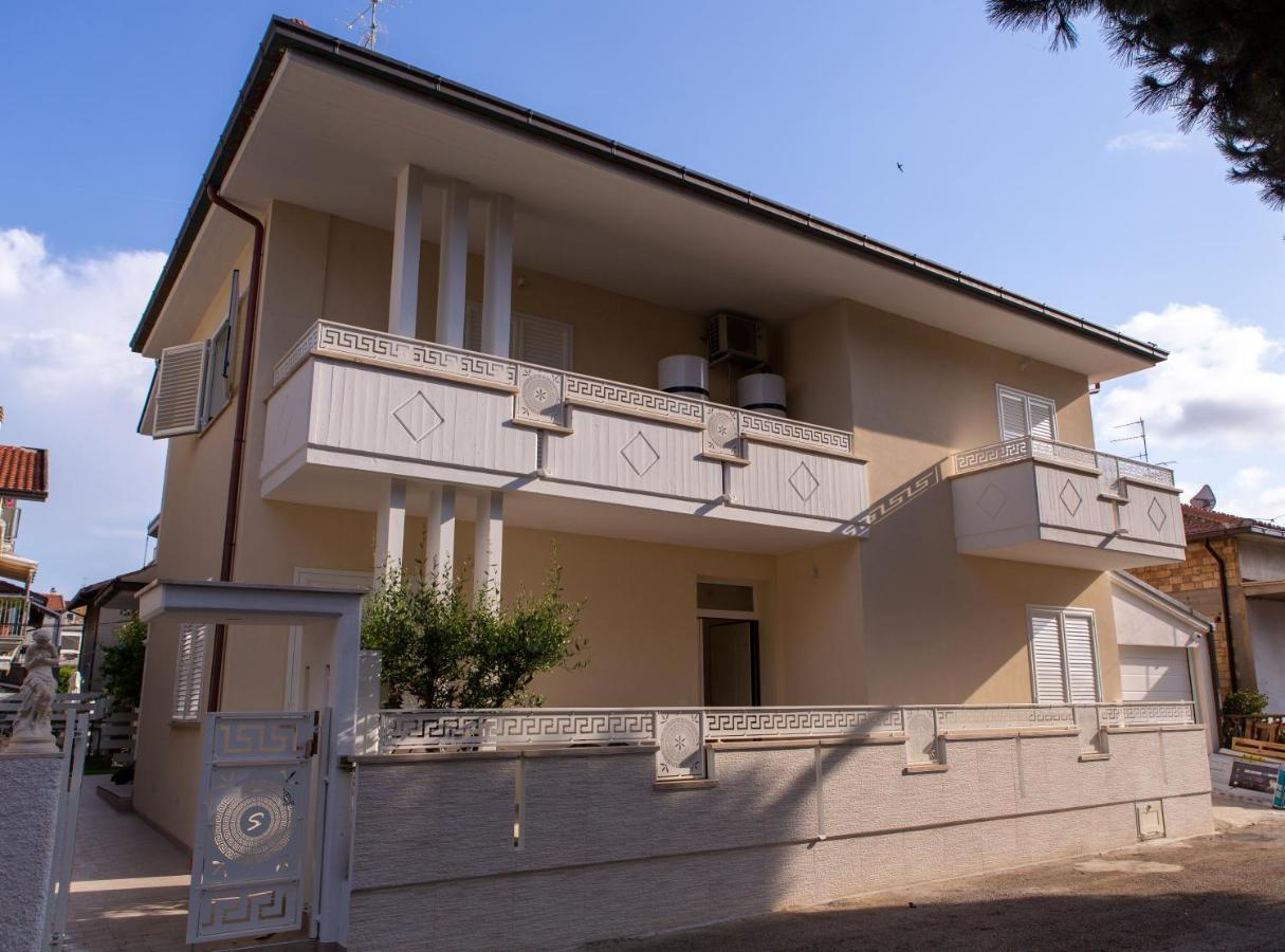 Bed and Breakfast Aria di Mare Martinsicuro Esterno foto